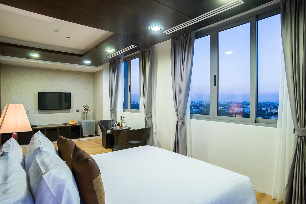 Tryp By Wyndham Yangon Exterior foto