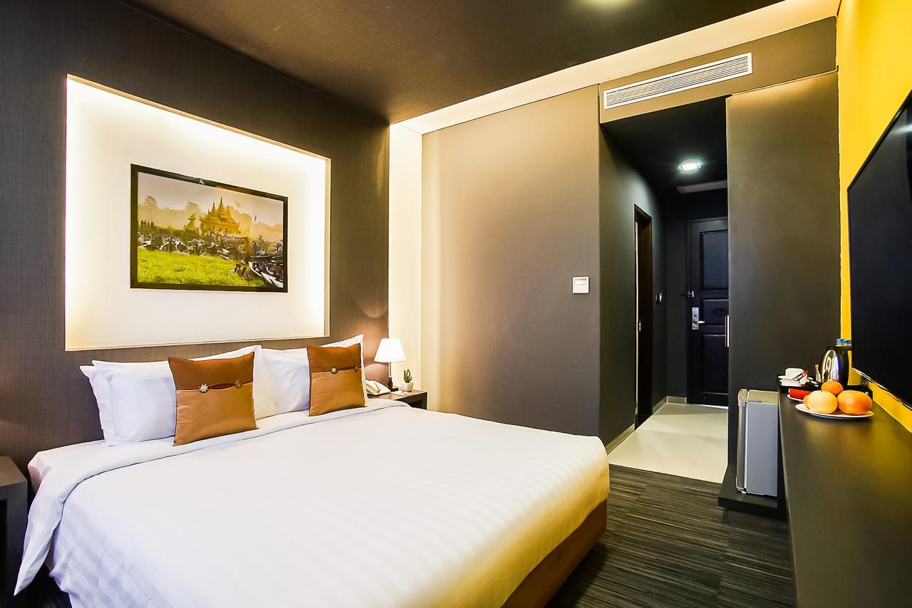 Tryp By Wyndham Yangon Exterior foto