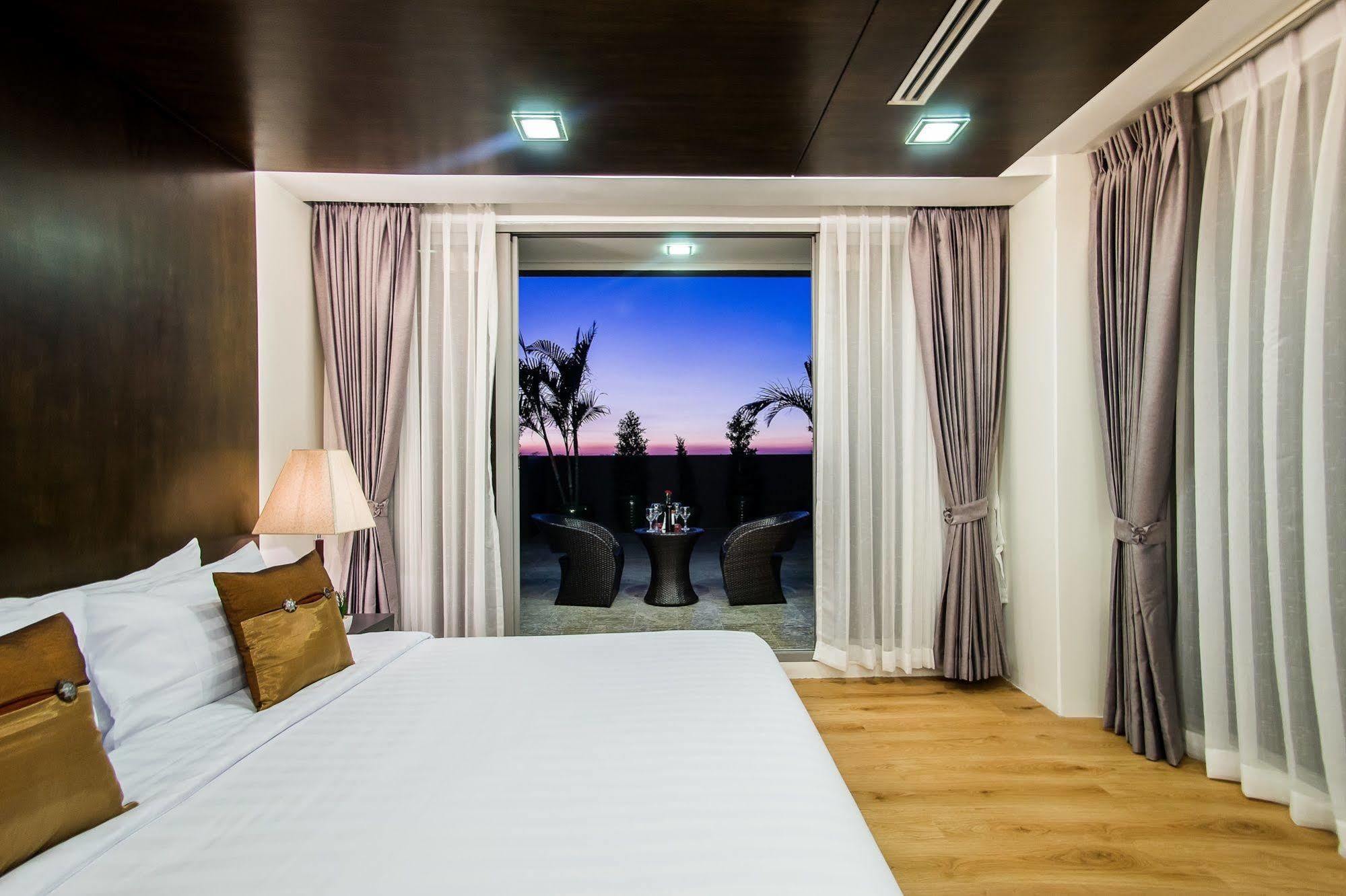 Tryp By Wyndham Yangon Exterior foto